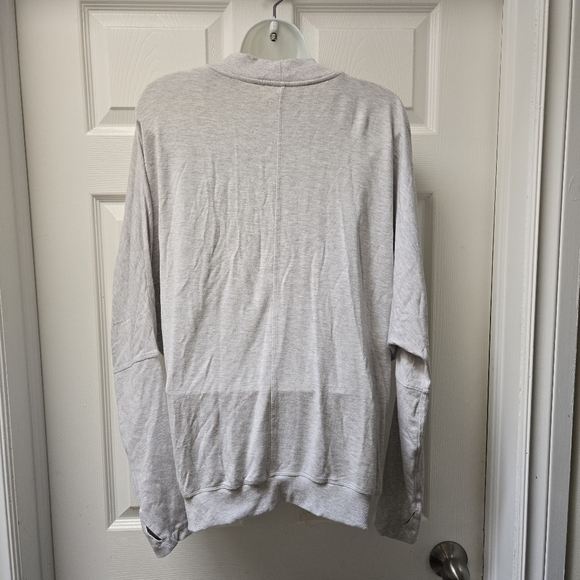 Lululemon Seek Stillness Pullover Heathered Core Ultra Light Gray - Picture 3 of 6